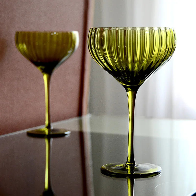 4/2/1Pcs Creative French Medieval Red Wine Glass Hand Blown Margarita Cocktail Goblet Glass Cup Dense Edges Vintage Flower Bloom