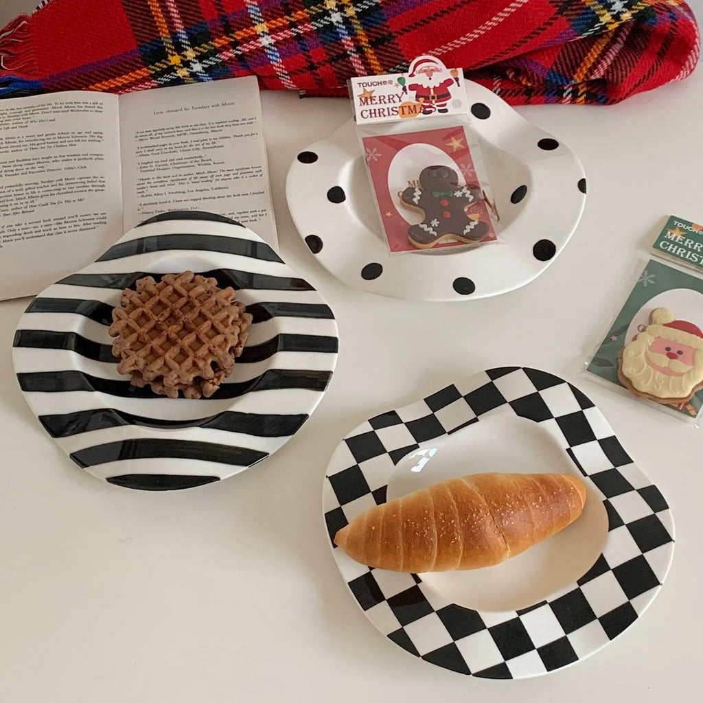 Nordic Ceramic Plate Dot Stripe Irregular Wave Shape Ceramic Dessert Plate Pasta Plate Dinner Plates Ceramic Dish Plates