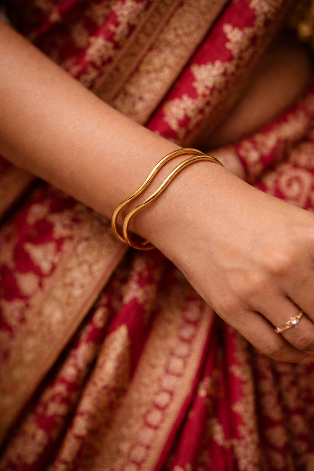 Elegant Stylish Women Bracelet